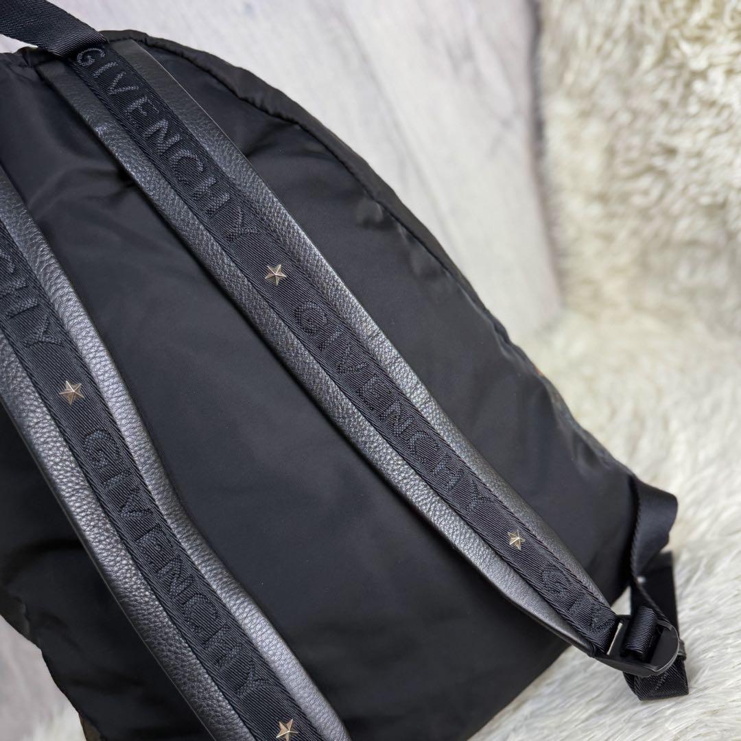 美品♡Givenchy ジバンシー ロゴ スタッズ ナイロン レザー リュック