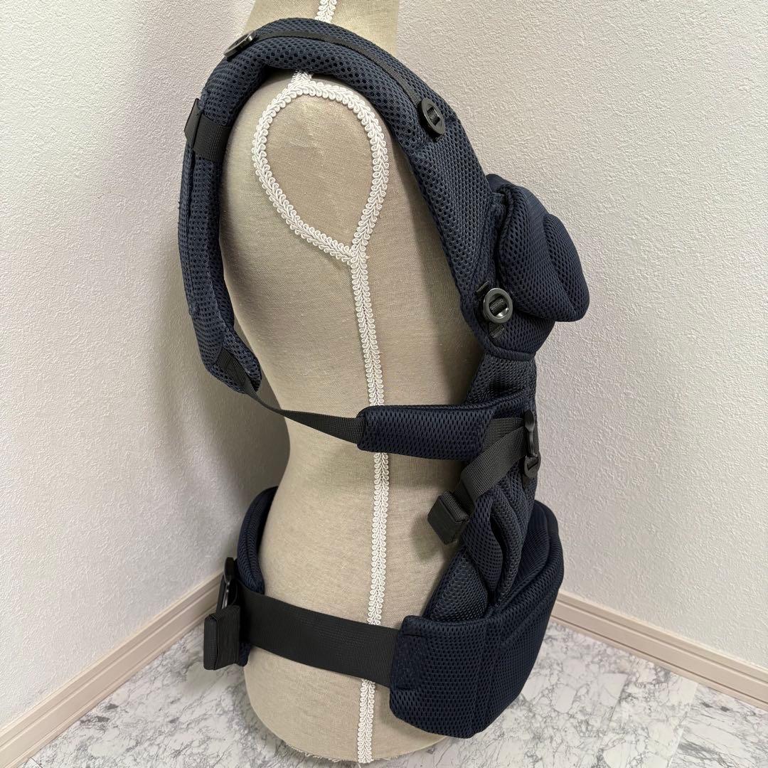 美品✨清潔✨手洗い済✨エールべべ ベビーキャリア　メッシュコンパクト