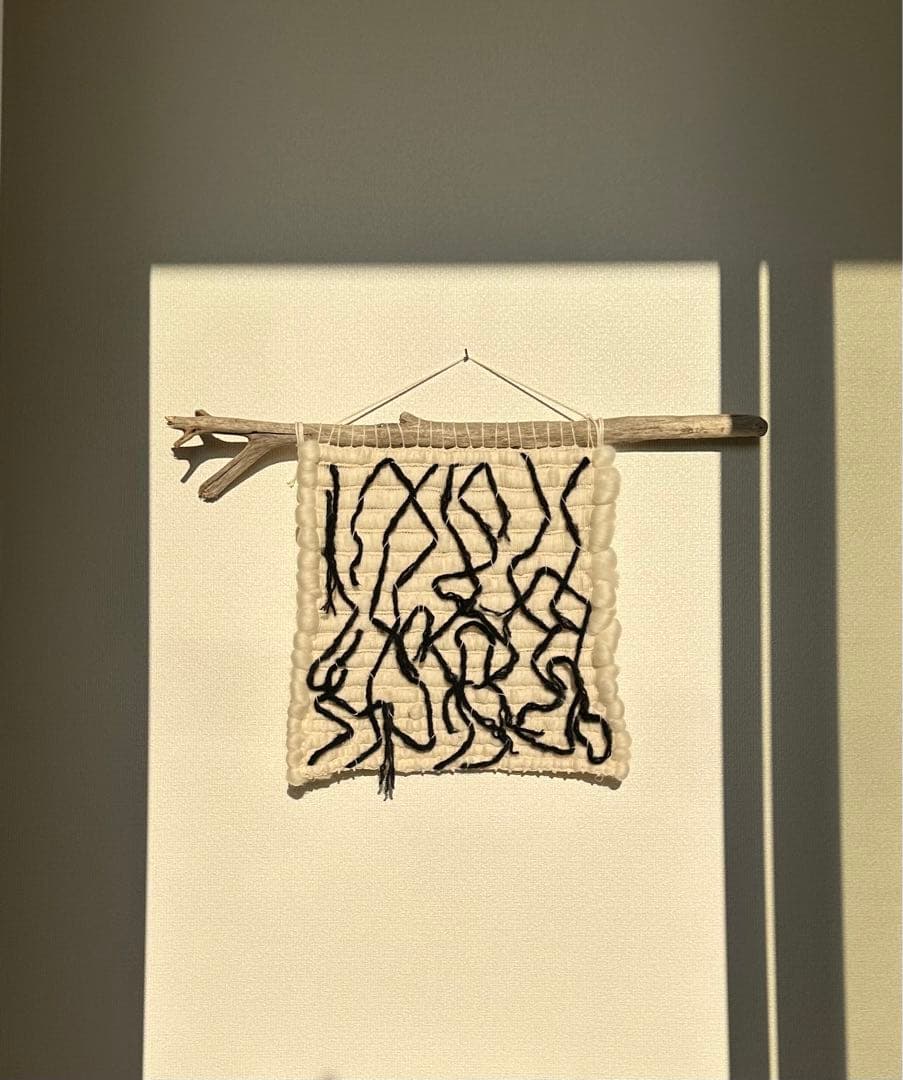 MER［メール］ハンドメイド 羊毛タペストリーホワイト×ブラック 大型