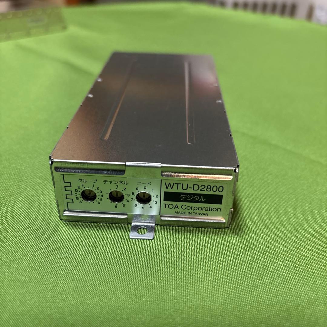 TOA WTU-D2800 デジタルワイヤレスチューナーユニッ受信機　中古