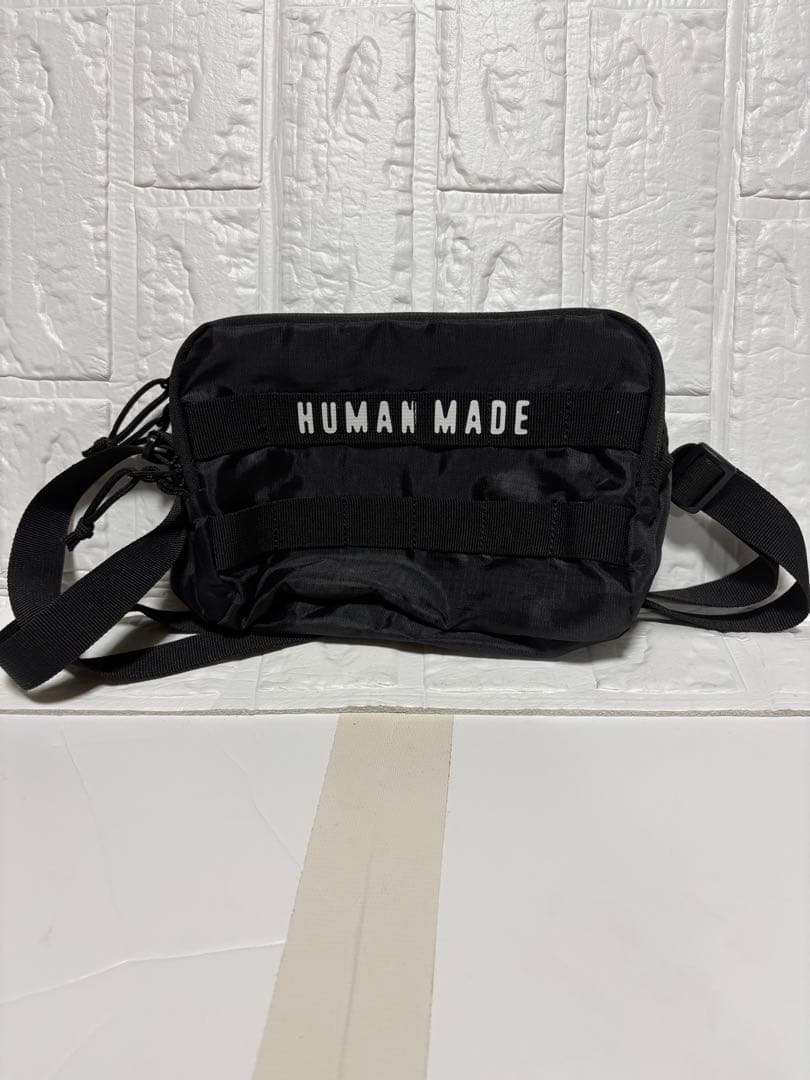 HUMAN MADE ブラックショルダーバッグ ヒューマンメイド