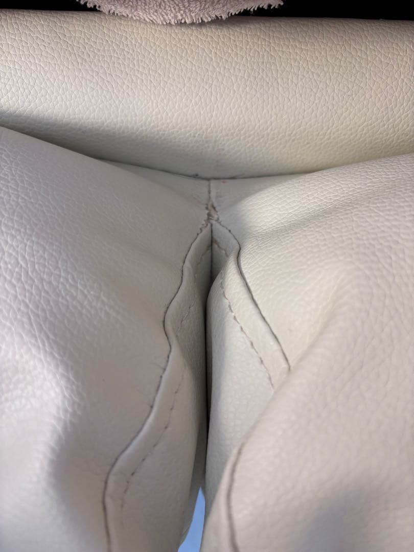 ニトリ　Nシールド　2人用ソファ　アイボリー　合皮