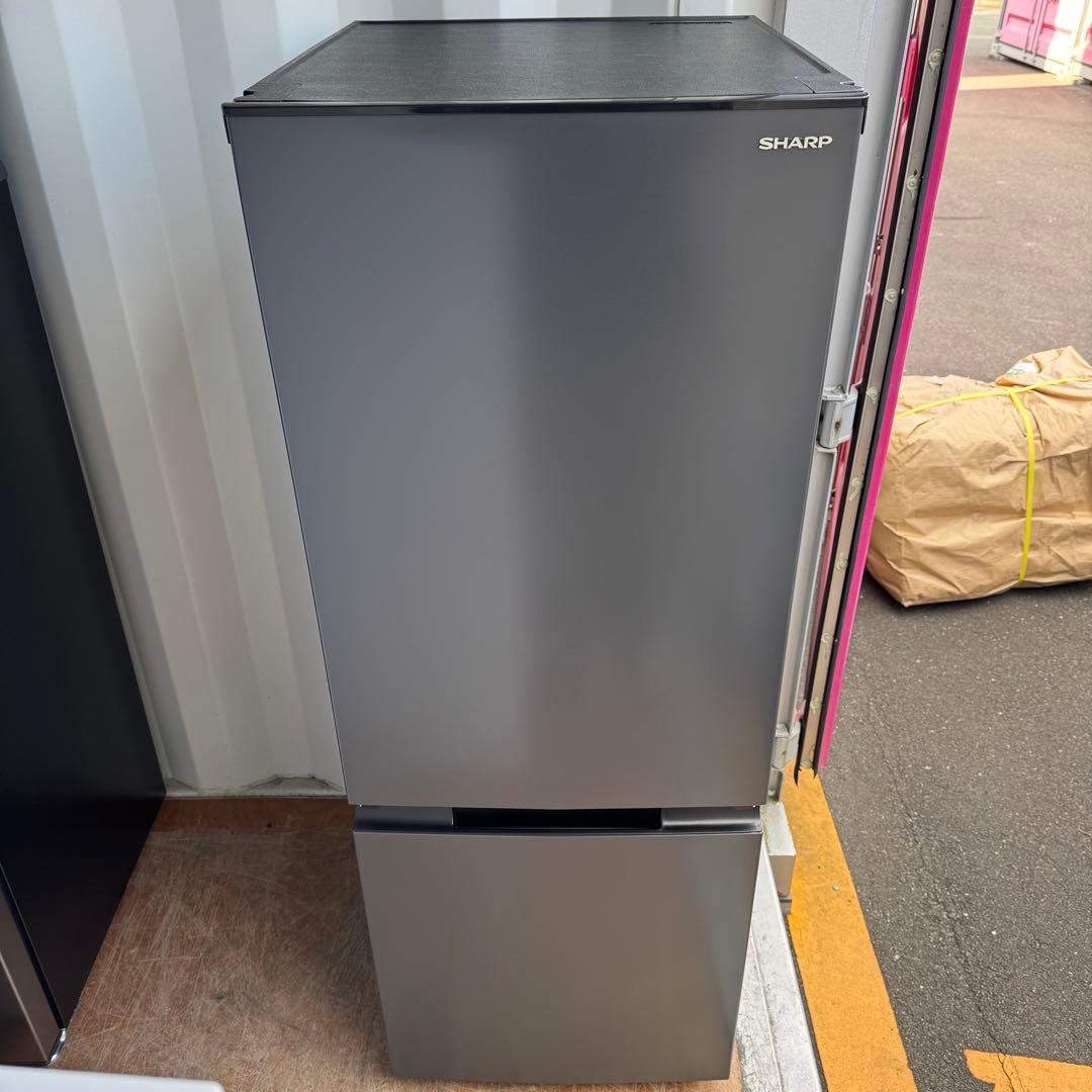C7204★2023年製★新品.未使用品★シャープ　冷蔵庫　右.左開き　洗濯機
