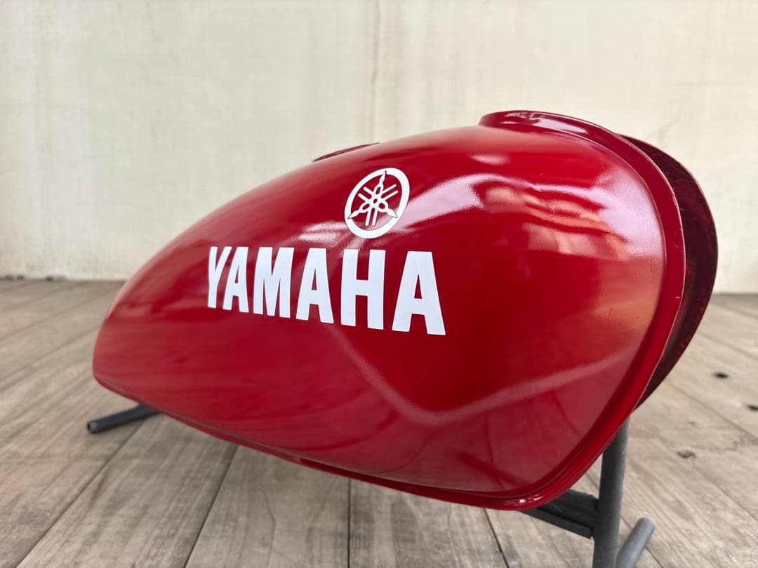 SR400 タンク　レッド&ホワイトステッカー　自家塗装