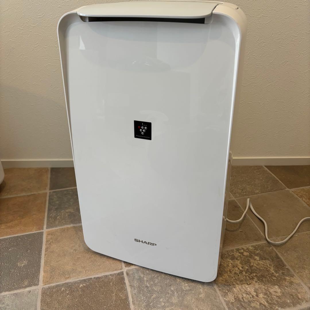【美品】SHARP 除湿機 ホワイト CV-L71-W