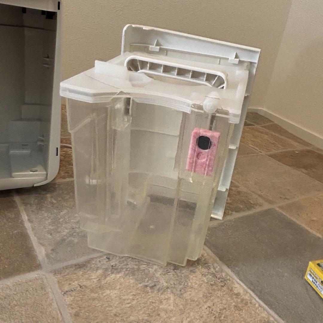 【美品】SHARP 除湿機 ホワイト CV-L71-W