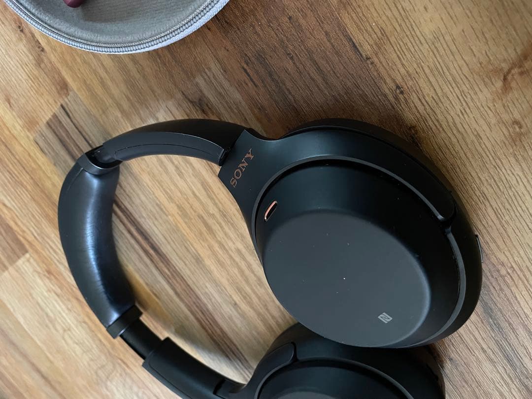 ワイヤレスノイズキャンセ　WH-1000XM3（B） WALKMAN2台セット
