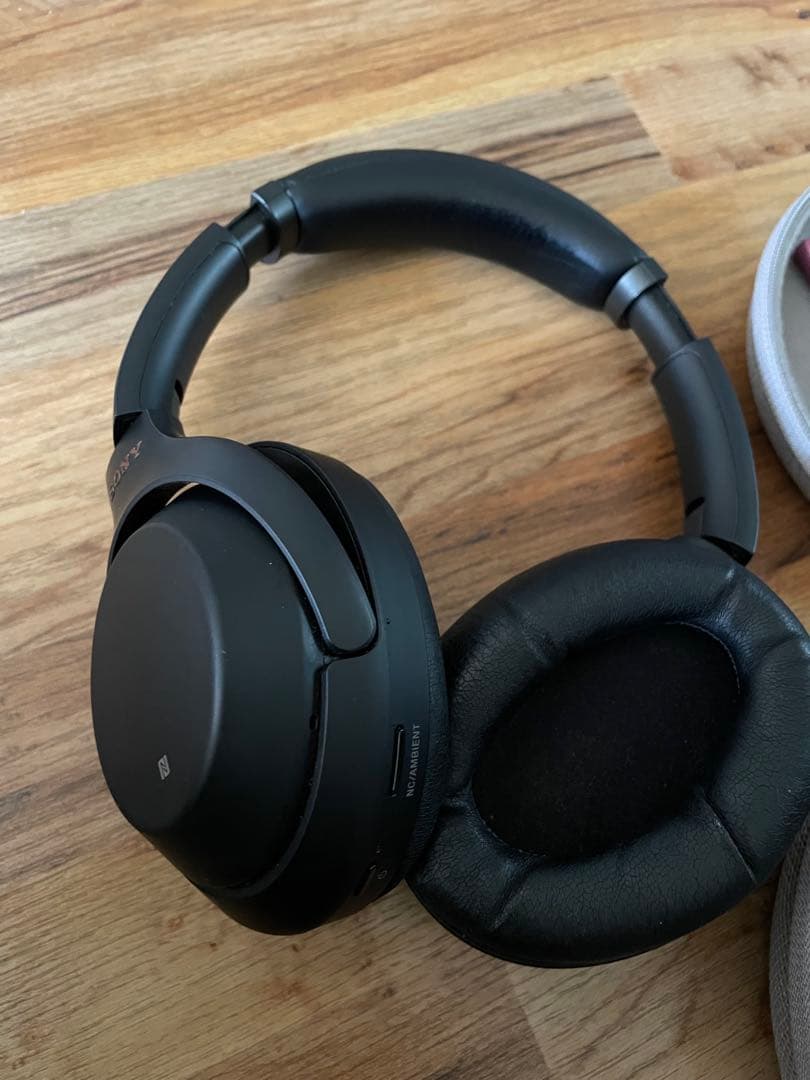 ワイヤレスノイズキャンセ　WH-1000XM3（B） WALKMAN2台セット