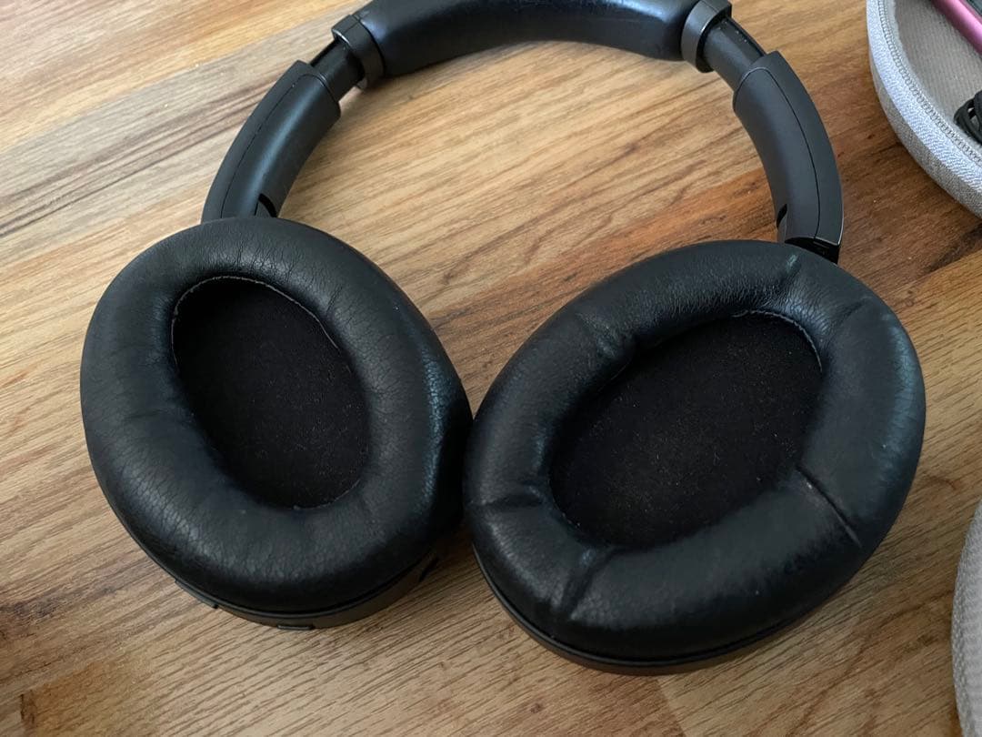 ワイヤレスノイズキャンセ　WH-1000XM3（B） WALKMAN2台セット