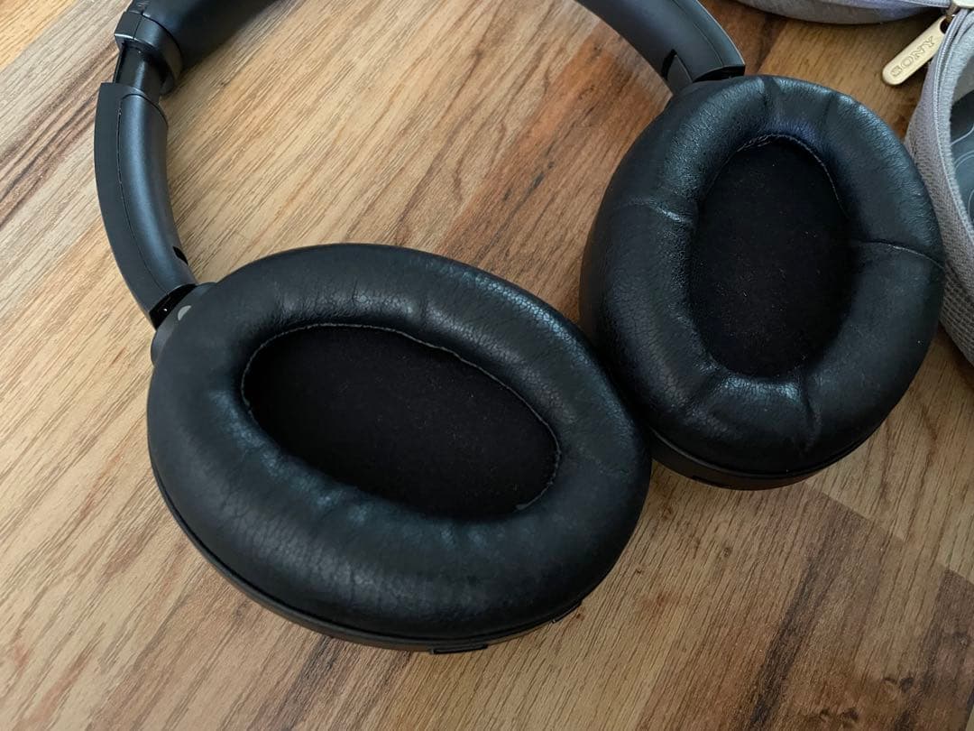 ワイヤレスノイズキャンセ　WH-1000XM3（B） WALKMAN2台セット