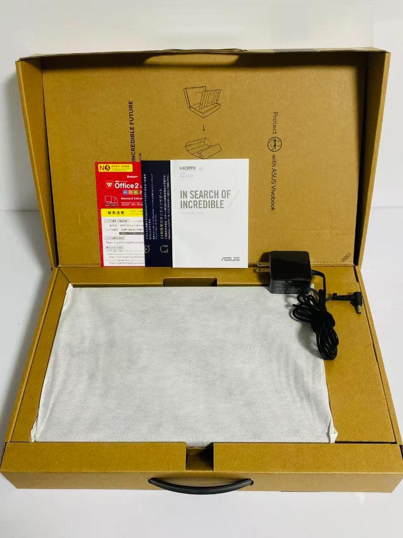 E ほぼ未使用ASUS Ryzen 5 7520U/16GB/SSD 512GB