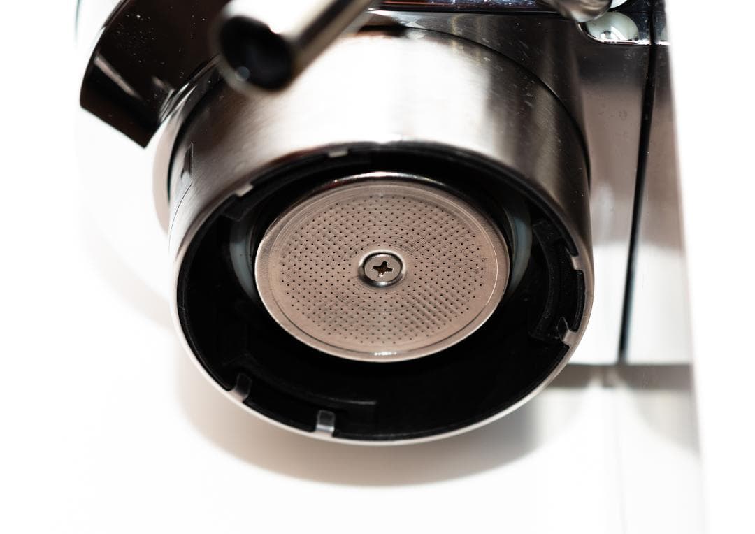 EC680M デロンギ デディカ　エスプレッソ カプチーノメーカー