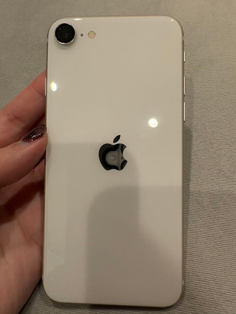 【美品】iPhone SE 第3世代 64GB simフリー