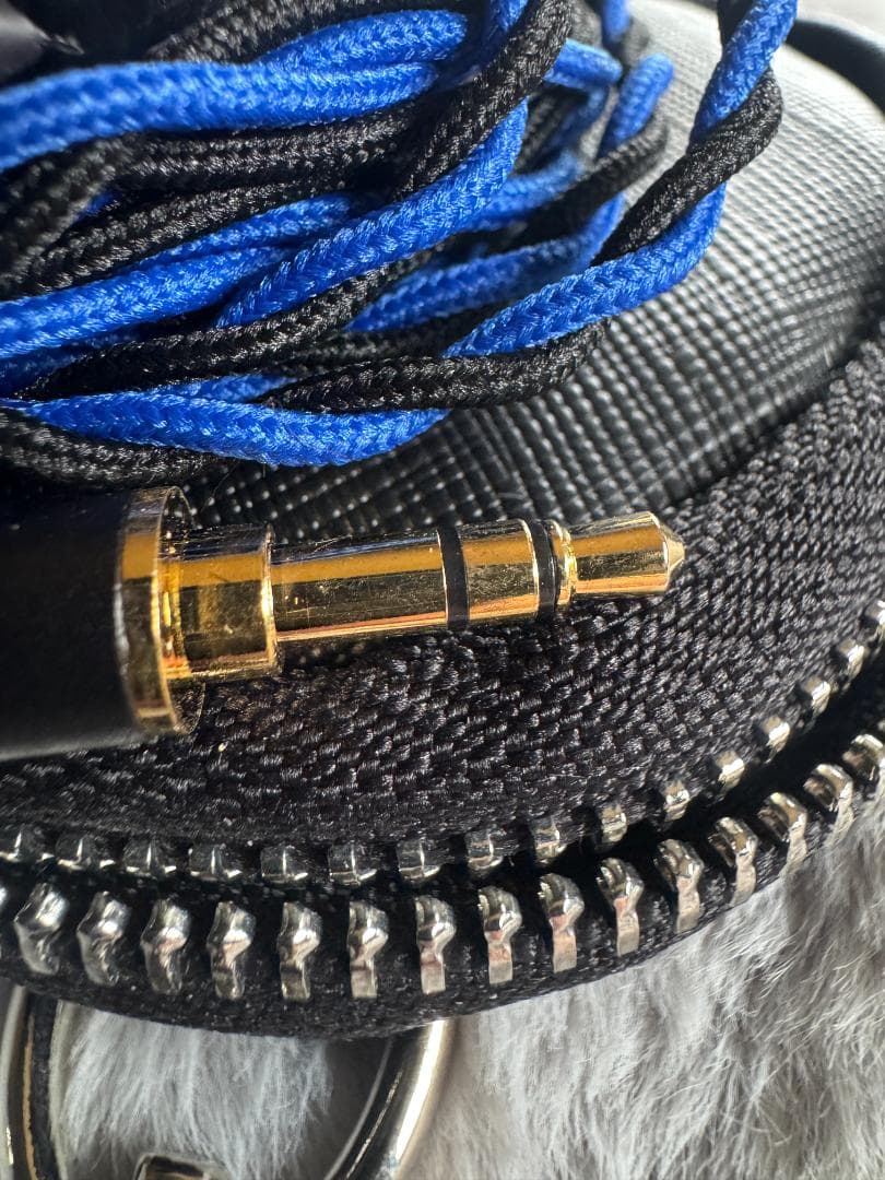 TRUTHEAR NOVA 極美品 使用時間少 ケーブル・イヤピースほぼ未使用