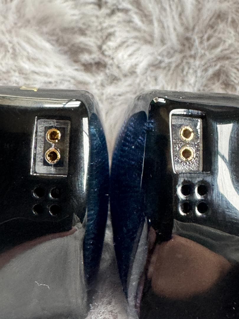 TRUTHEAR NOVA 極美品 使用時間少 ケーブル・イヤピースほぼ未使用