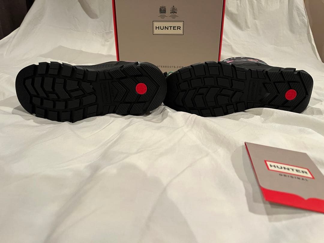 新品未使用【HUNTER】メンズ新品タグ付　箱付　スノーブーツ (26cm)