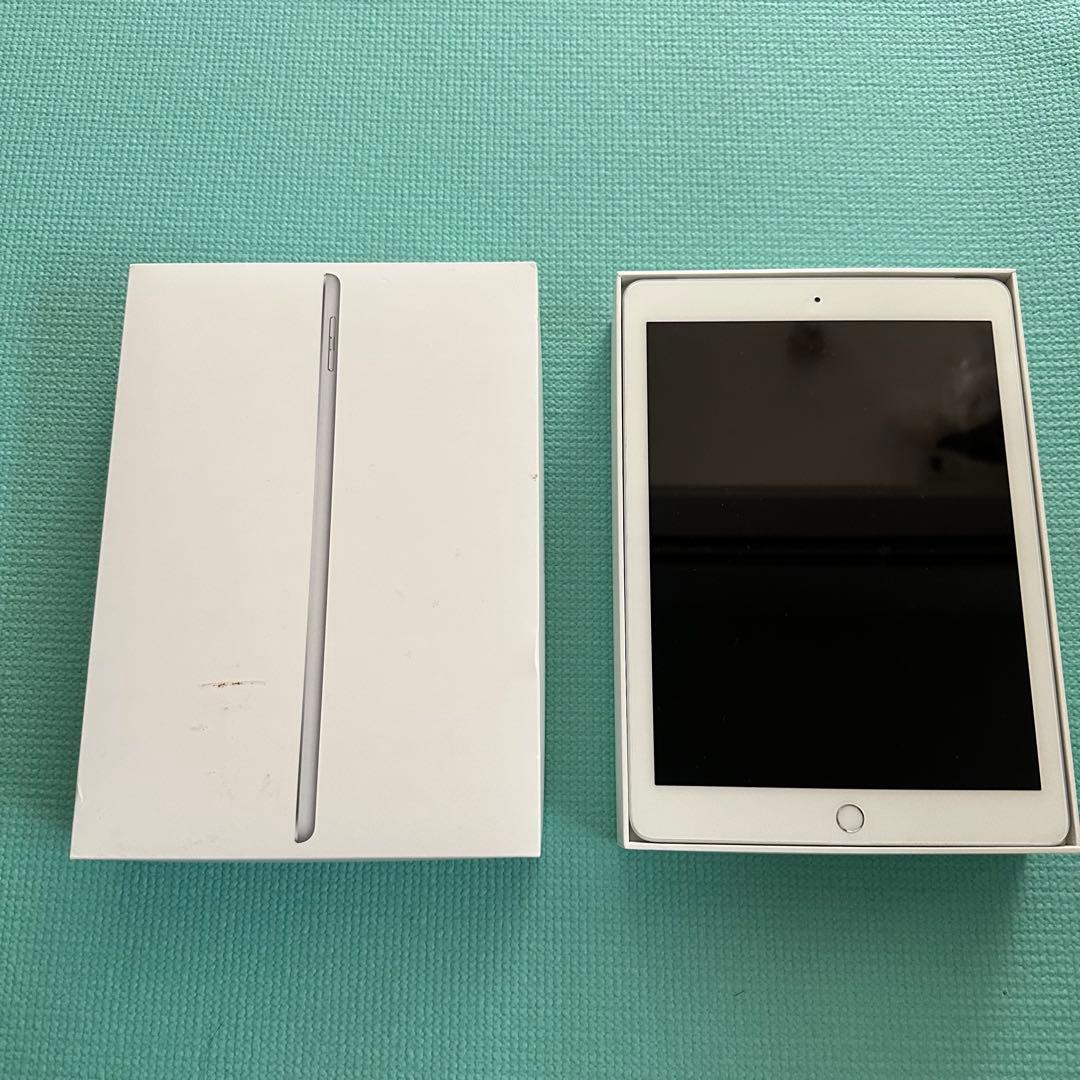 Apple iPad 6世代　32GB