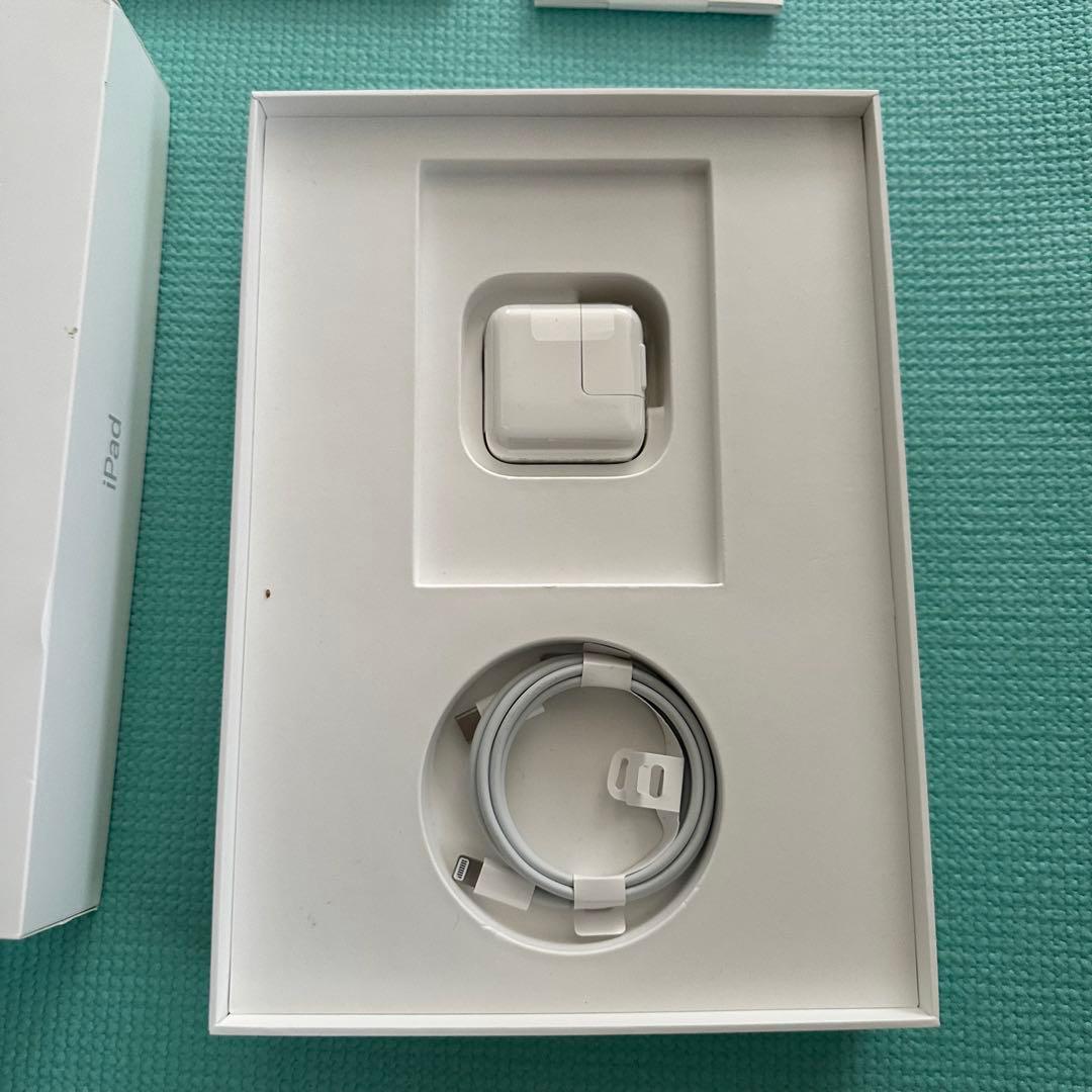 Apple iPad 6世代　32GB