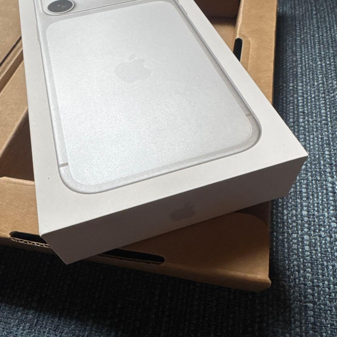 新品未開封　iPhone17 promax 256GB シルバー