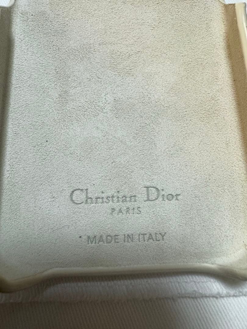 DIOR カナージュ　iPhone15Pro スマホケース