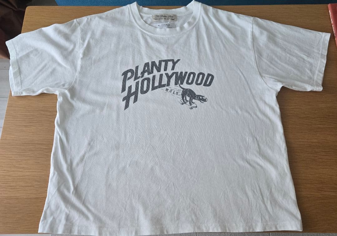 HUG Ō Wār ×レミレリーフ ヴィンテージ風コラボ Tシャツ