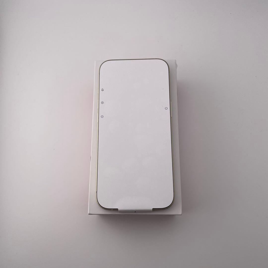 交換未使用 iPhone 15 256 GB SIMフリー イエロー 本体