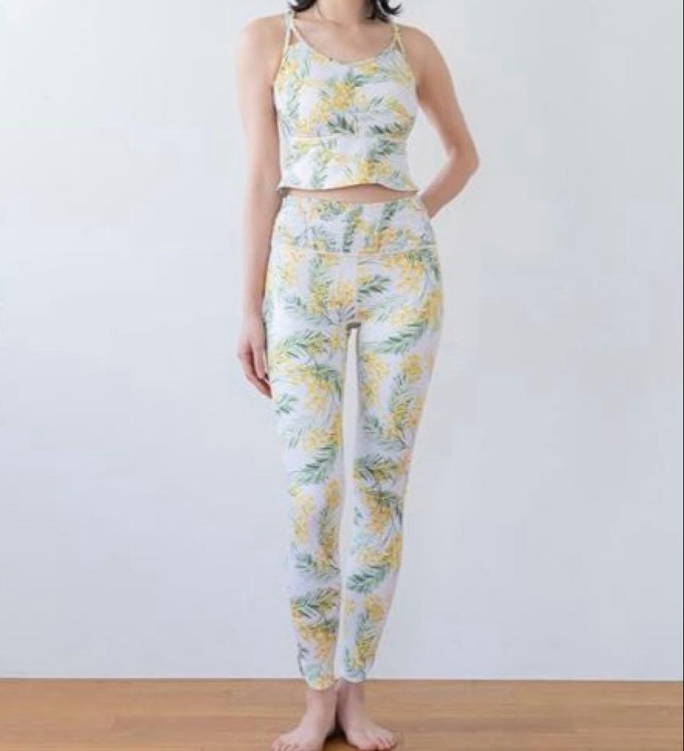 s*b様 【新品タグ付き未開封】 スプリングフラワーフレアブラトップ ミモザ X