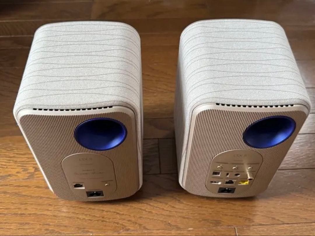 KEF LSX II 純正デスクスタンド同梱