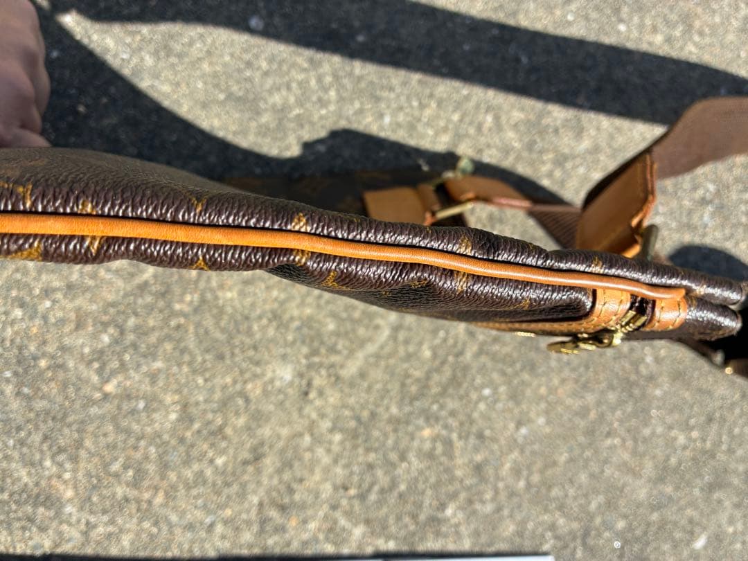 p*i様 ルイヴィトン ショルダーバッグ モノグラム ポシェットボスフォール　レ