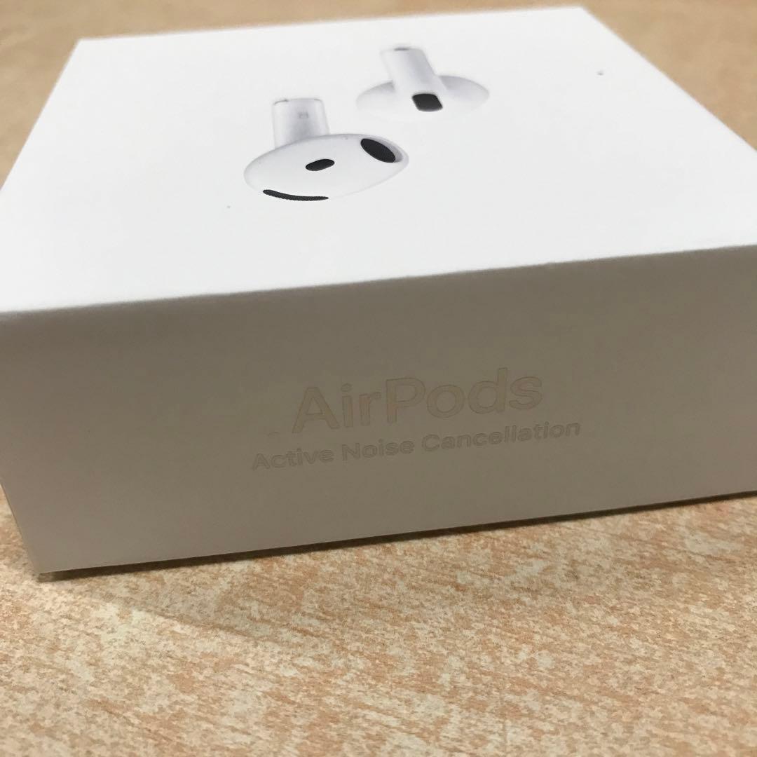 Apple AirPods 4 アクティブノイズキャンセリングワイヤレスイヤホン