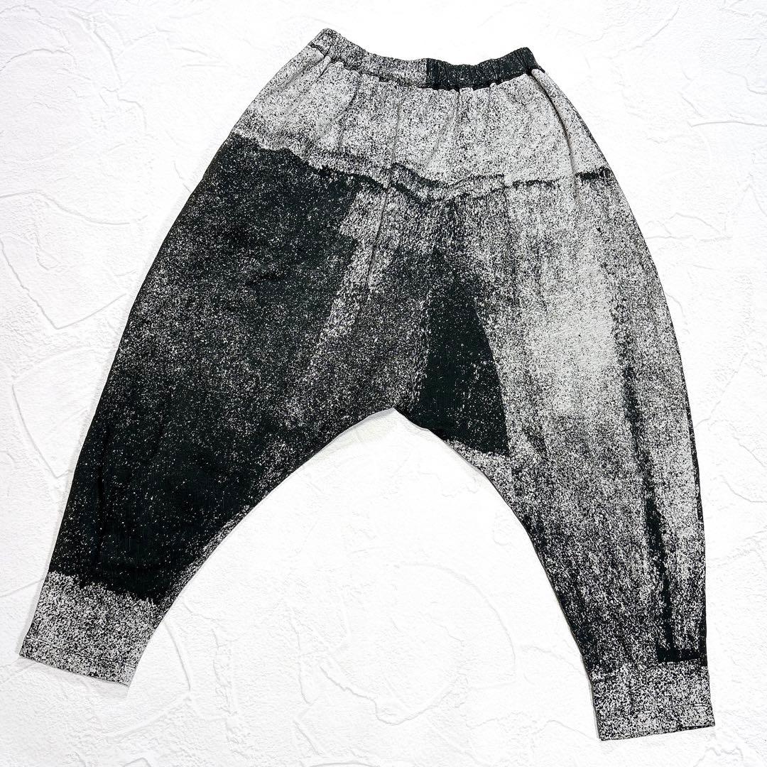 ✨美品✨萌　モユル　サルエルパンツ　スウェット　アートデザイン　裾タック　綿