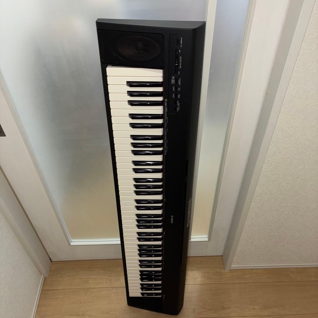 スタンド付属　YAMAHA 電子ピアノPortable grand NP-30