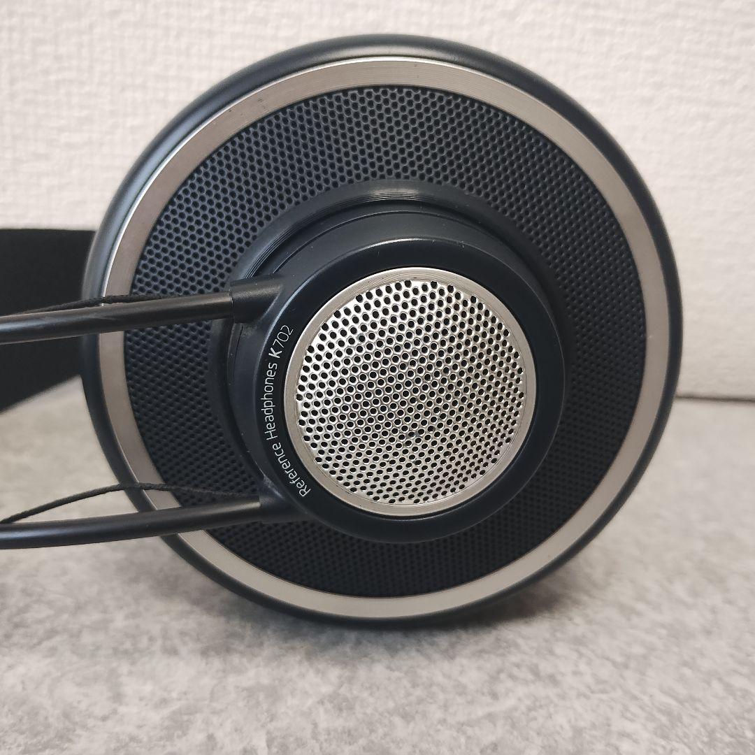 AKG K702 です。