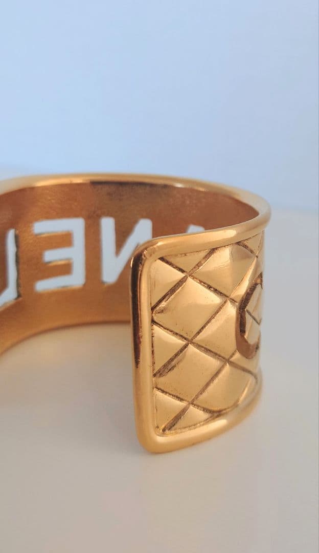 CHANEL シャネル ヴィンテージ ロゴ マトラッセ バングル ブレスレット