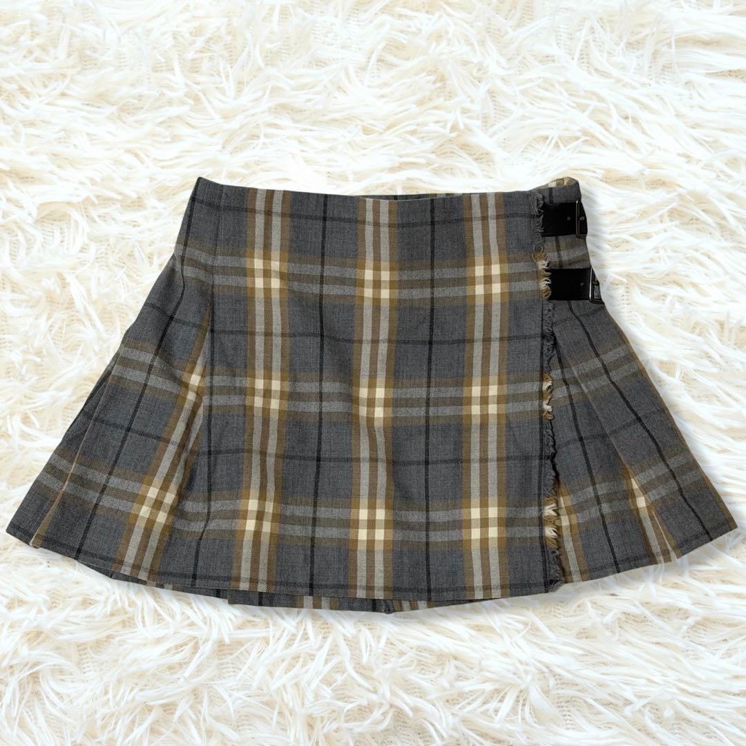 近代モデル BURBERRY LONDON バーバリー キルトスカート ミニスカ