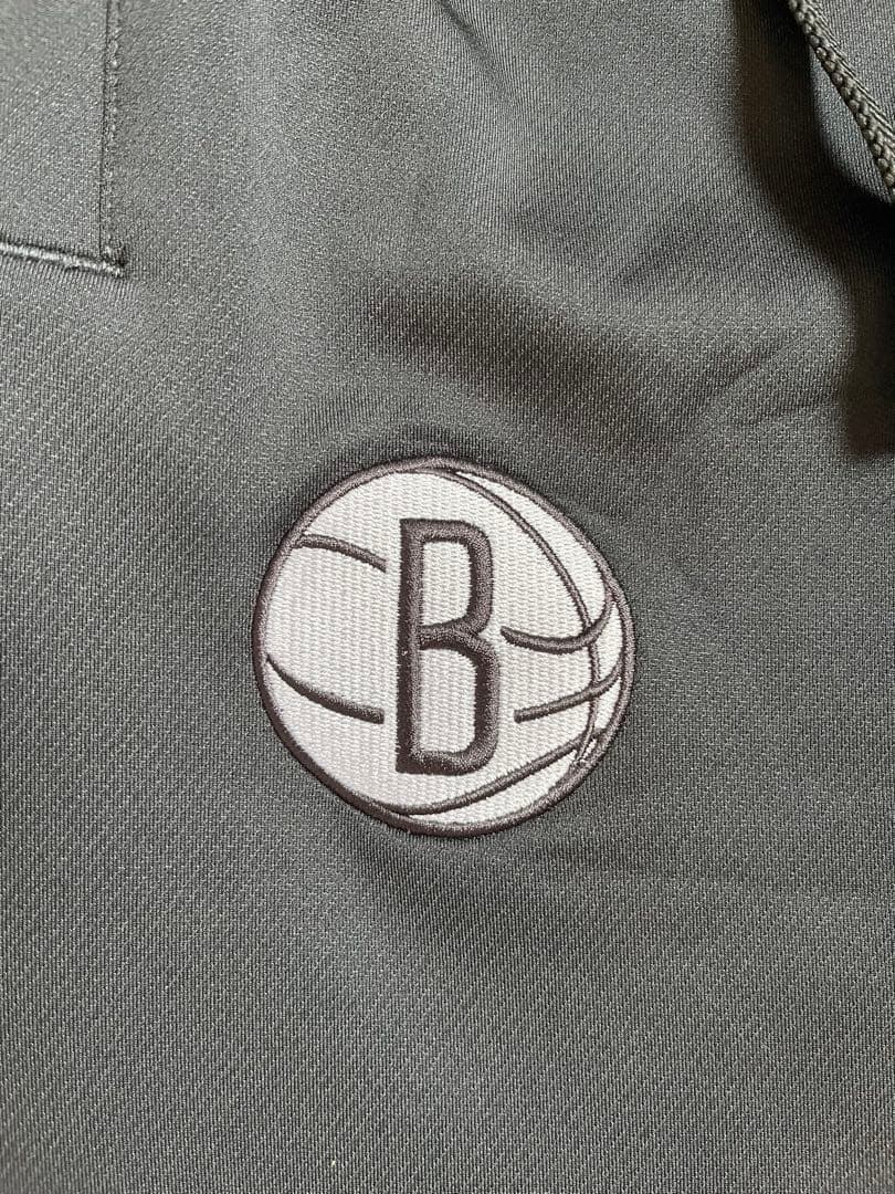 み*8様 Nike Brooklyn Nets トレーニングパンツ ブラック
