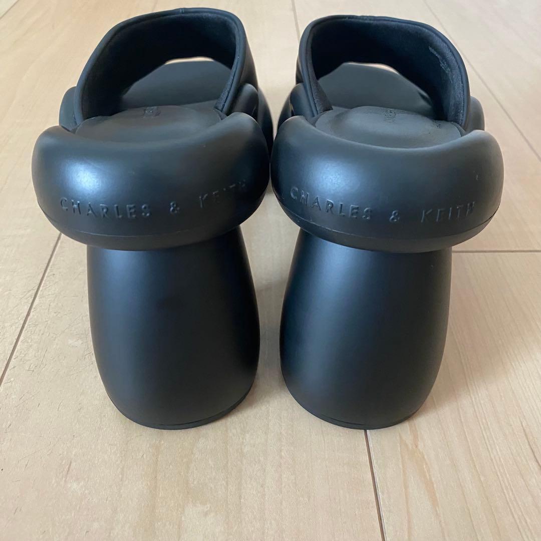 CHARLES & KEITH レイラオープントゥミュール　38