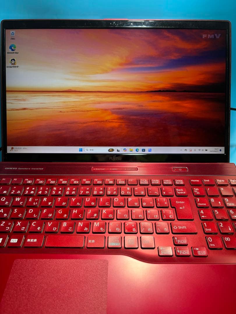 富士通 LIFEBOOK AH53/B3 i7 8550U SSD 2TB