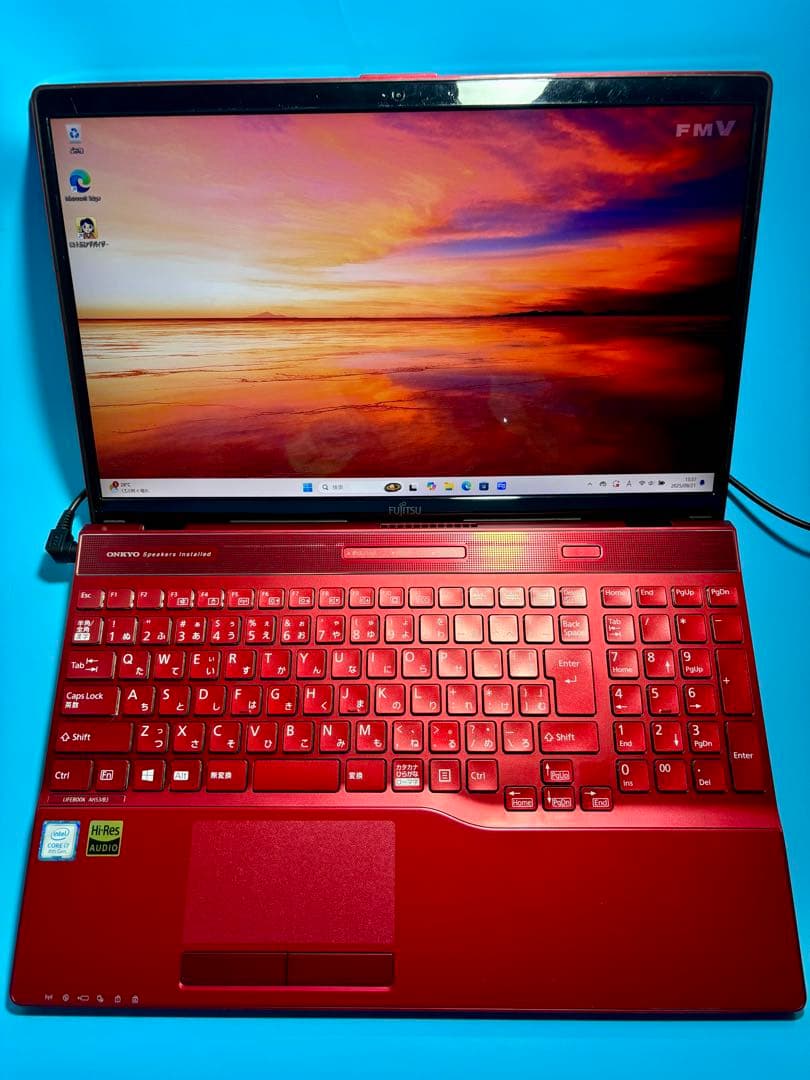 富士通 LIFEBOOK AH53/B3 i7 8550U SSD 2TB