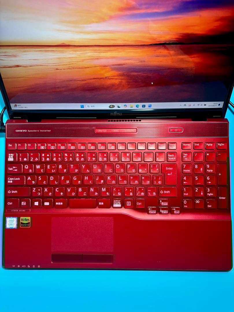 富士通 LIFEBOOK AH53/B3 i7 8550U SSD 2TB