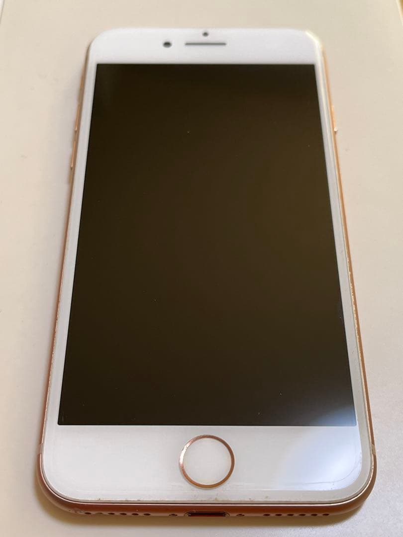 スマートフォン本体 iPhone8 64GB