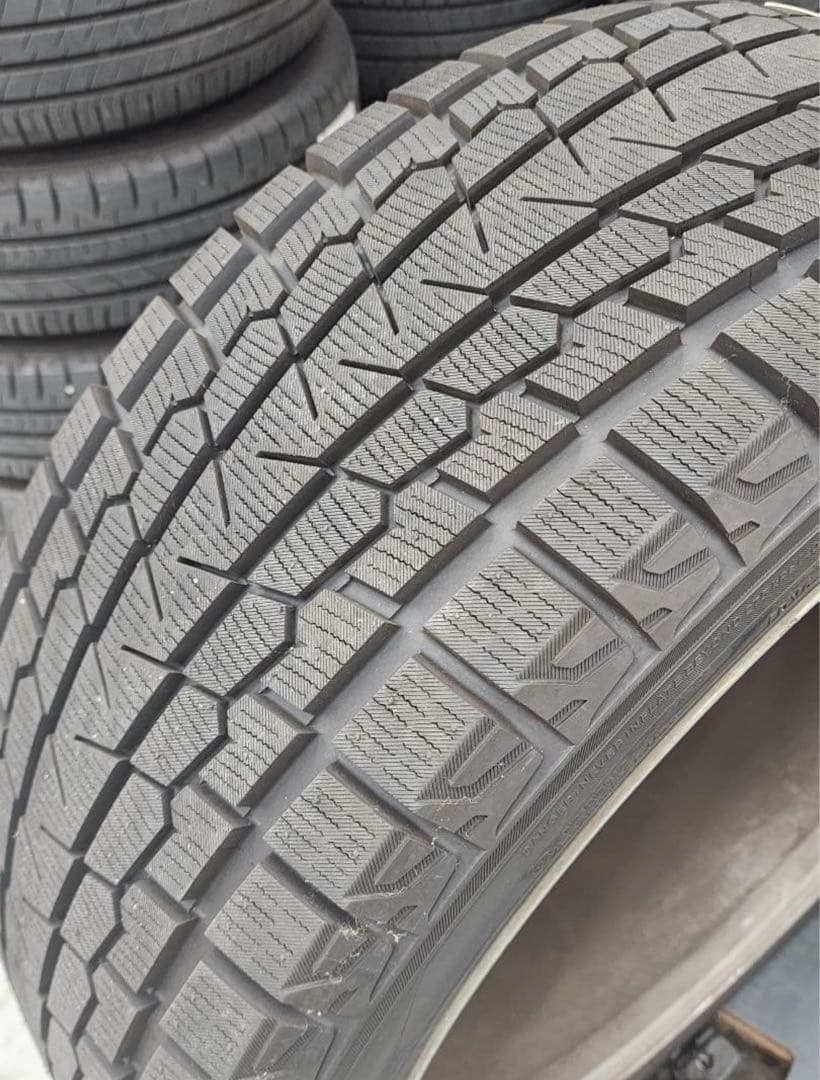 トト　レンジローバータイヤセット　4/1