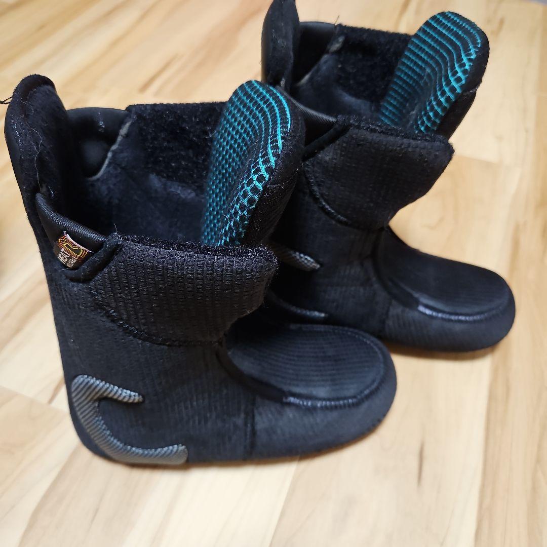 22-23ウィメンズBURTONリチュアルBOAスノーボードブーツ