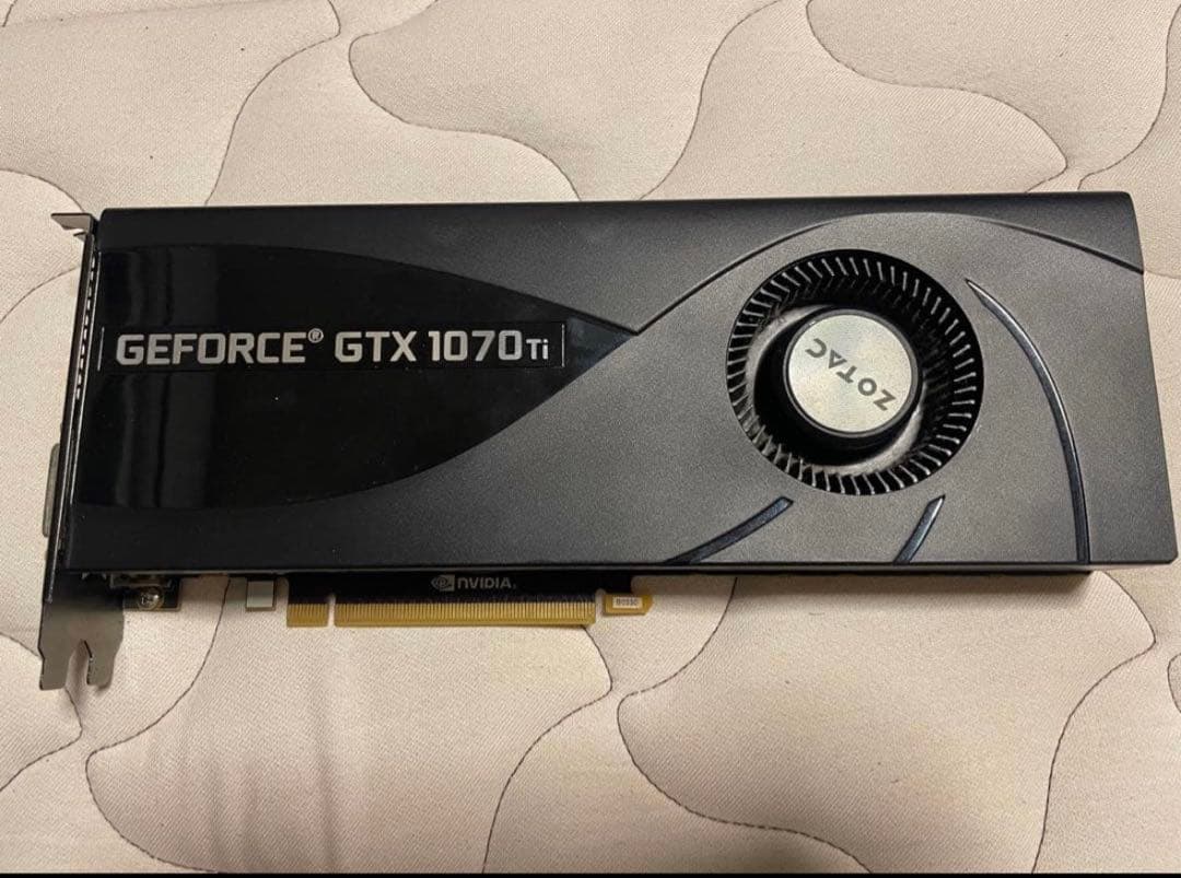 NVIDIA GTX 1070 Ti グラフィックボード