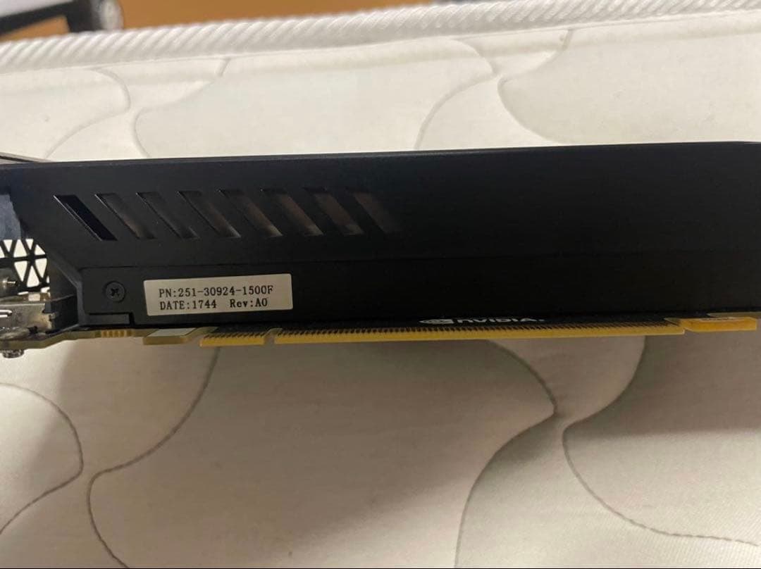 NVIDIA GTX 1070 Ti グラフィックボード