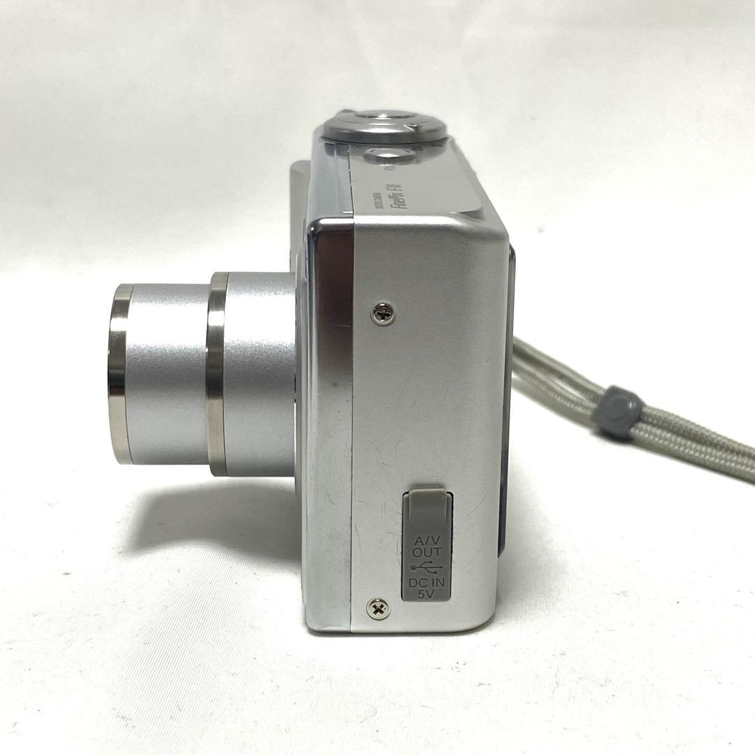 FUJIFILM FINEPIX F10 コンパクトデジタルカメラ 動作品