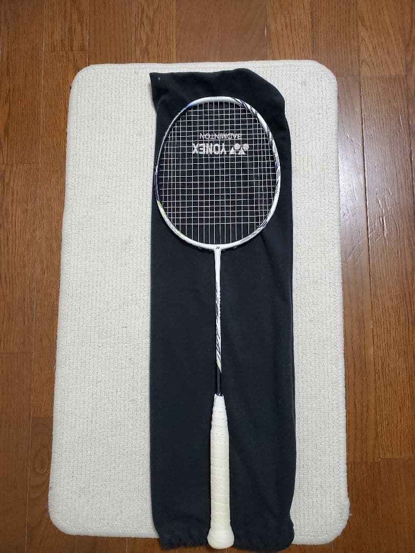YONEX ASTROX 99 PRO バドミントンラケット