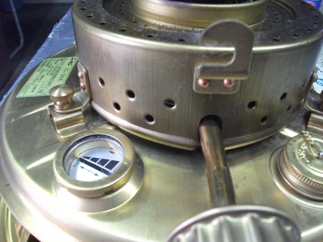 ★上側・ニッセン【日本船燈】・2013年製・最終製造品・フリージア・IS-3NE