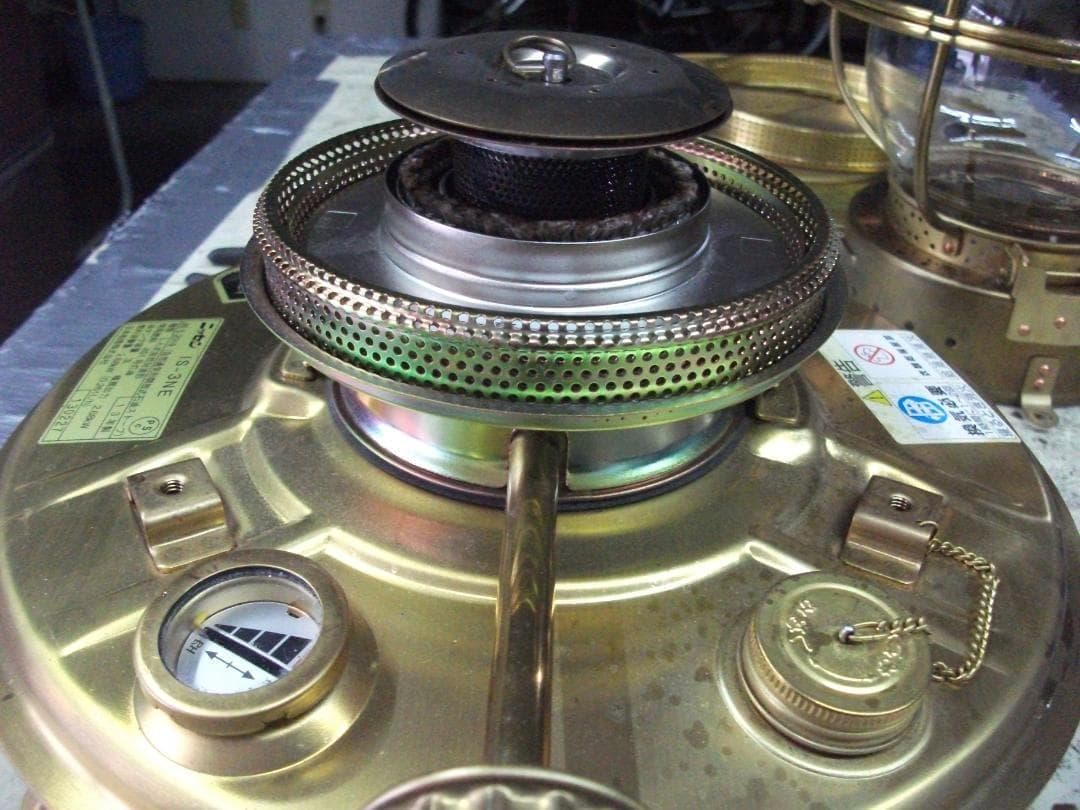 ★上側・ニッセン【日本船燈】・2013年製・最終製造品・フリージア・IS-3NE