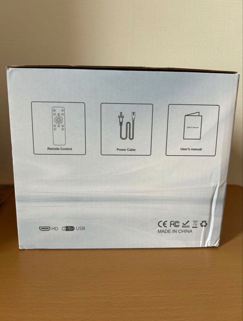 電動フォーカスプロジェクター